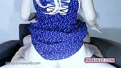 Mature single woman from carreffor gets naked on webcam, oh man, it's so thrilling and I can't believe how hot she looks.