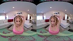 Vrallure explores deep meditation techniques in solo session.