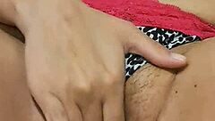 Sammies unleashes wild pussy action in a hardcore pounding session tonight.