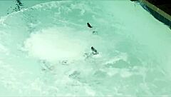 Disclosure sings Magnets featuring Lorde