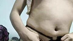 i'm crossdressin' and masturbatin' as a transsexual, feelin' so good