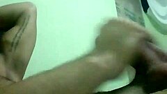 Watch This Gay Guy Get A Tasty Cumshot?