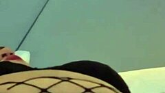 just cumming all over the brunette's sexy feet... damn!