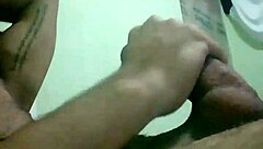 Watch This Gay Guy Get A Tasty Cumshot?