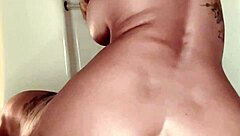 i'm max ryan, riding this clear dildo in the bathtub, feeling so wet