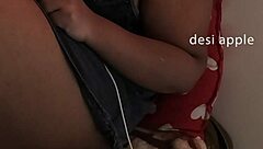 Desi India IT girl got me all messed up, ya know. Can't stop thinkin' bout her style.