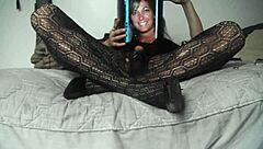 watch me masturbate in these pantyhose?
