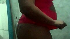 pregnant babe novinha touching herself sensually in solo play