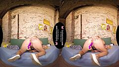 solo blonde izzy delphine masturbates in vr?