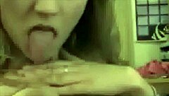 Watch This Teen Blonde Doing A Hot Striptease On Webcam 😘