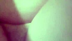 Gostosa leaks spicy video for lover on the net