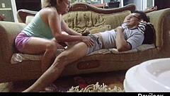 मैंने उससे पैरों की मसाज माँगी, उसने अपनी मस्त चूचियों और चूत से पूरे शरीर की मसाज कर दी, कितना मज़ा!