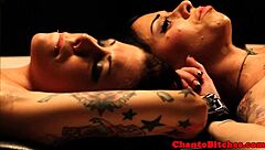 कल्पना करो, लेज्डॉम मिस्ट्रेस बाउंड सबमिसिव्स को इंटेंस बॉन्डेज सेशन में डोमिनेट करती