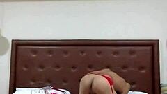 Follando a mi pareja pegging 2da parte