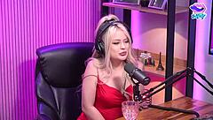 A Loirinha Shakes with Multiple Orgasms in Wild California Action