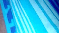 tirando a cueca e mostrando o pau enquanto me masturbo