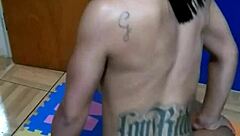 Sentando no consolo pela primeira vez!