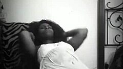 Dancing To Jamie Foxx Ft Marsha Ambrosius - Freakin Me