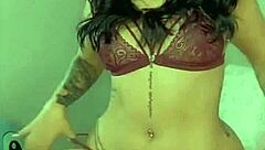 Aleja Torres Stuns on Colombian Webcam Show