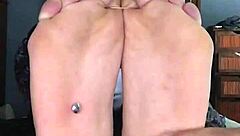 Wow, check out this extreme feet action, it’s totally insane 😱