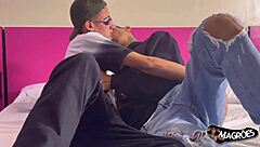 esse novinho aguenta pica duas de uma vez no meu buraco