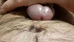 watch this soloboy shooting his cum all over?