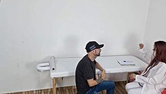 doctor fanny records session with patient