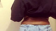 Naejae Seduces U With A Strip Tease Before She Squirts