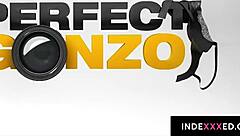 जेसिका मूर, बड़े बूब्स वाली हॉटी, हार्डकोर टिट्टी फक में धमाल