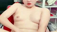 Do you know this asian girl getting anal sex and assfucking? She's so hot, isn't she?