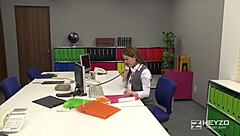 Japanese Amateur Yuki Shinoda Hesitates but Gets Filmed for Creampie Action