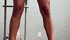 Corajosa Watches Brave Pussy Licking in the Gym