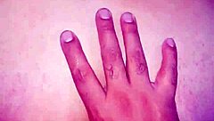 wow, this horny latina mature babe loves licking pussy so much 😍