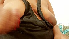 Vietnamese teen girl shows off her sexy tits