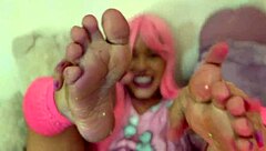 colegas de turma se lambem tão gostoso