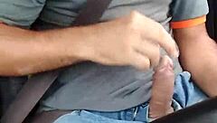 i masturbate solo, feeling every stroke in this session