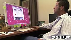 हॉट मिल्फ बड़ी चुचियों वाली लेकिन 18+ जवान लड़के से चुदवाती फेशियल के लिए