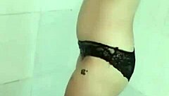 e trang nguyen boldly reveals in bath chat