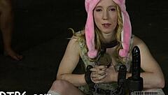 hey babe, this sexy villein is gonna blow you with oral