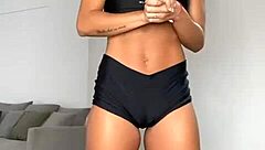 Hey, have you seen Sol Pérez's cameltoe yet?