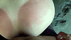 loira with big ass gets pounded hard on the beach.