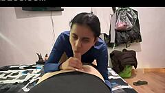 The wife of my best friend gives me a delicious blowjob