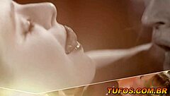 duas gostosas donzelas chupam o serviçal na paródia pornô de cinderela, parte 4.