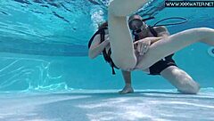 yo, minnie manga just took that dick underwater like a total champ! 🏊‍♀️