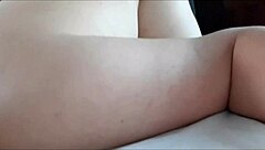 Me Cojo El Novio De Mi Mejor Amiga Mientras Va A La Tienda