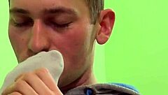 Feet Sniffing Gay Twinks Suck Cocks In 69