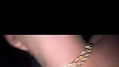 Resenha de putaria na rua acaba em fudelância no carro em movimento