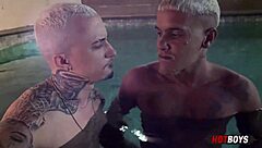 fodendo o cu do safado com meu pau enorme, caralho!!