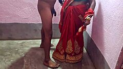 इंडियन हाउसवाइफ की सेक्सी सुहागरात घर पर गंदी हो गई