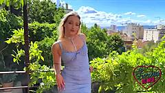 Chloé, vraie coquine, se fait REMPLIR LE FIAK.